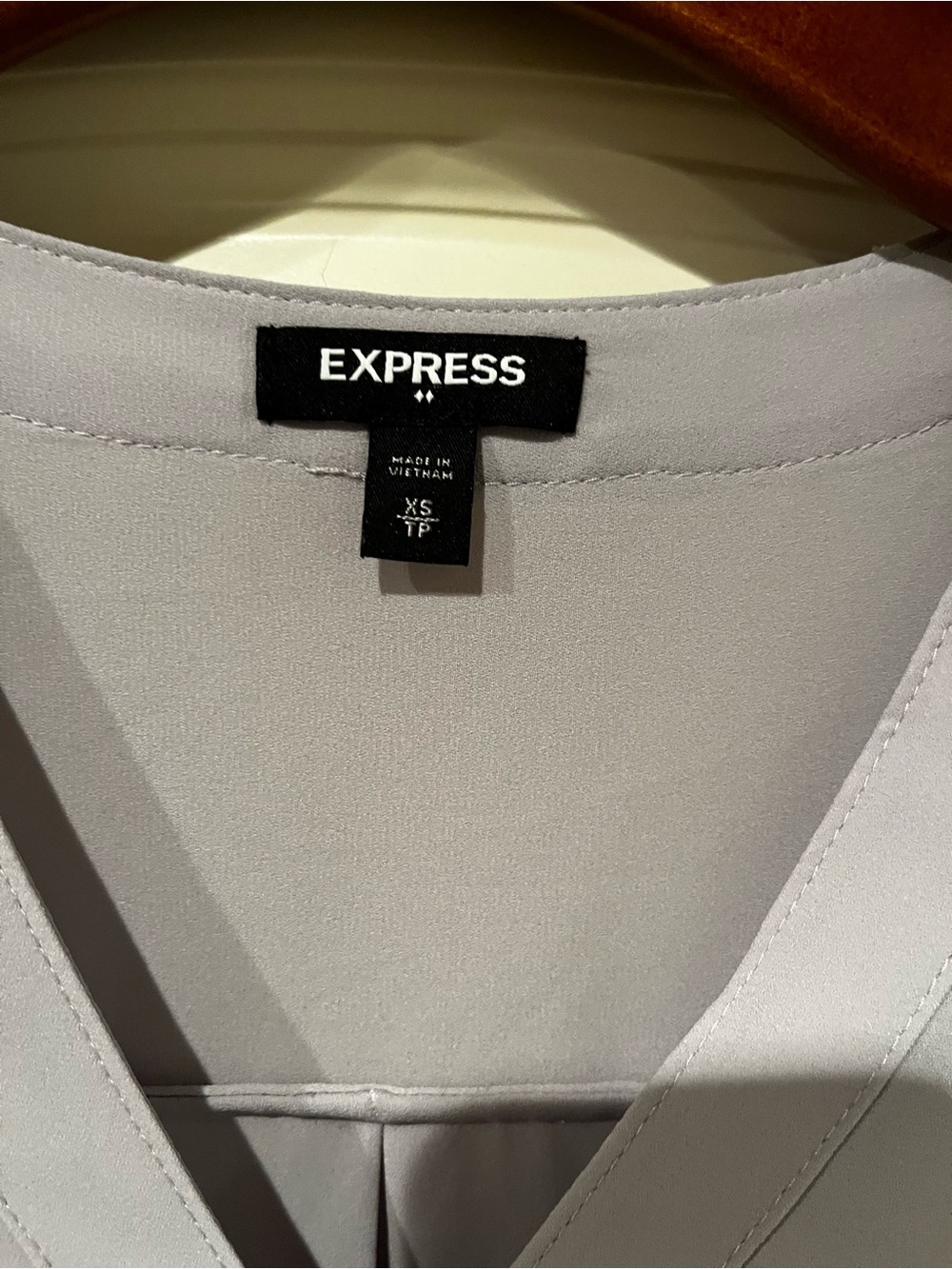 Express Gray V-Neck Button-Front Blouse - Picture 3 of 5